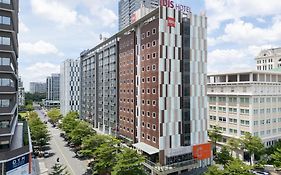 Ibis Saigon South